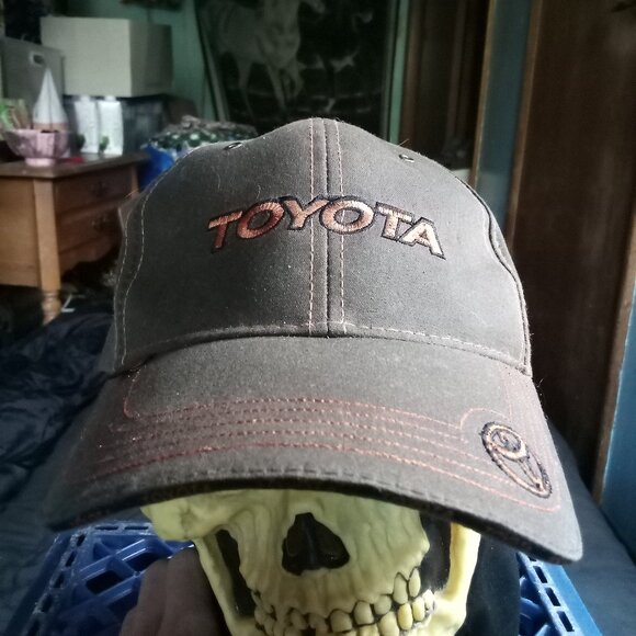 Deadstock Vintage Toyota Moving Forward Strap Back Hat Cap - Picture 1 of 8